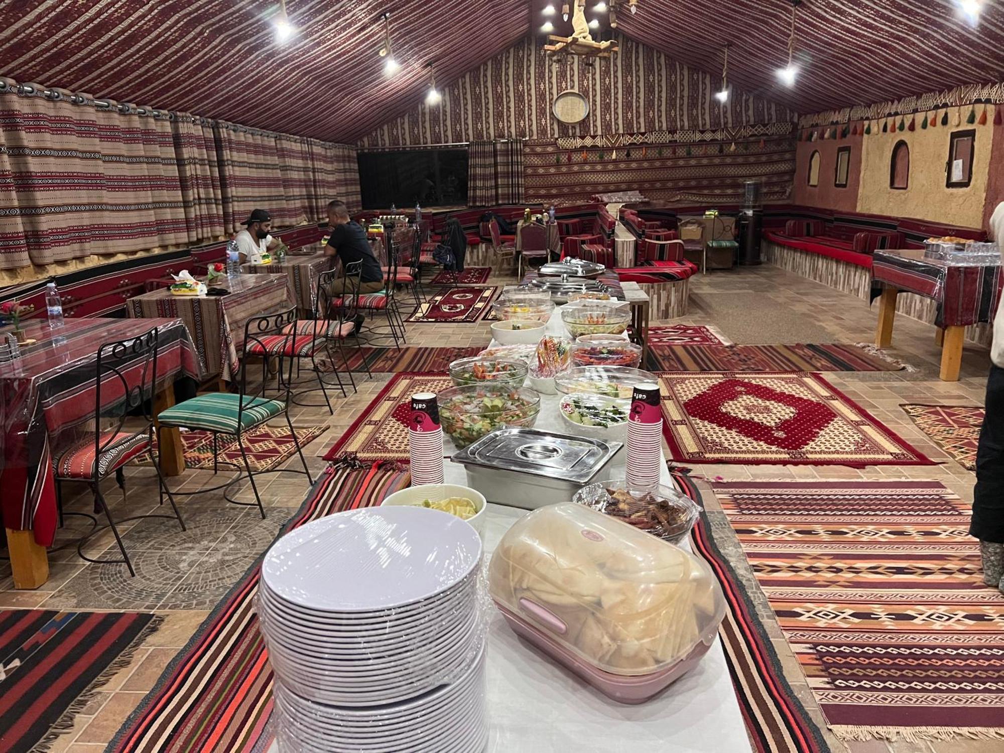Khaled'S Camp Hotel Wadi Rum Buitenkant foto