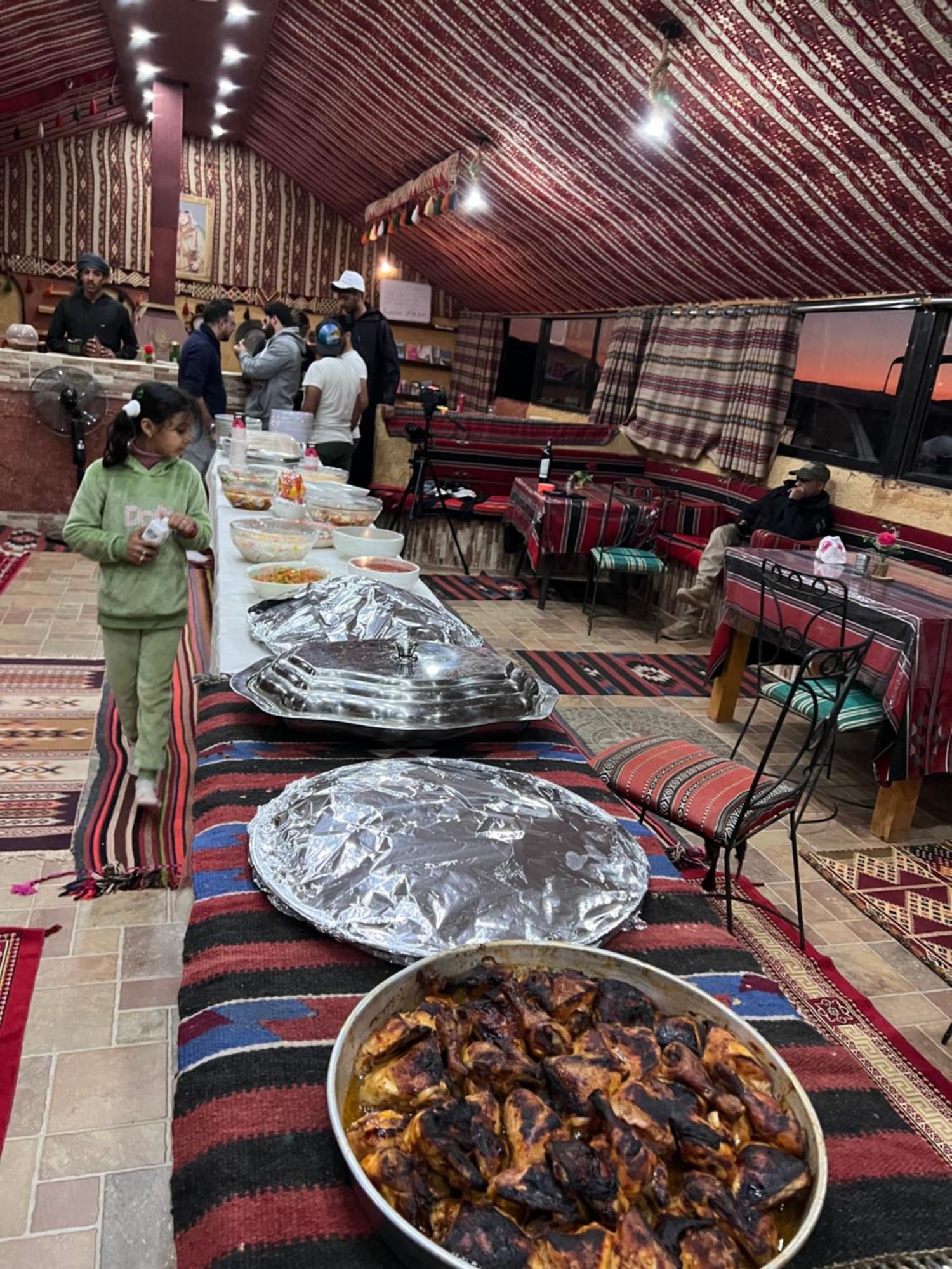 Khaled'S Camp Hotel Wadi Rum Buitenkant foto